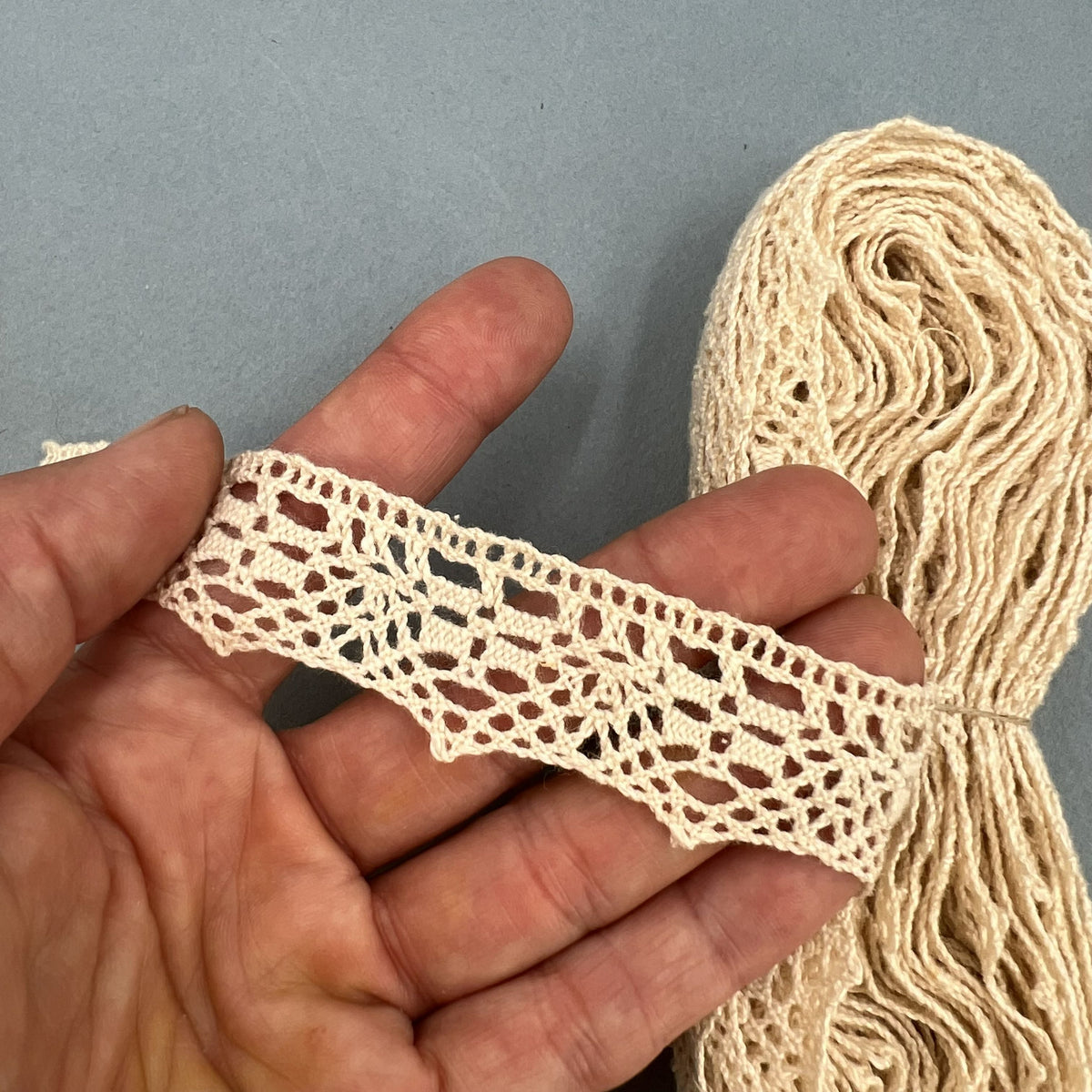 Wholesale Vintage French Lace Trim – 6m– Le Puy-en-Velay Cotton Lace