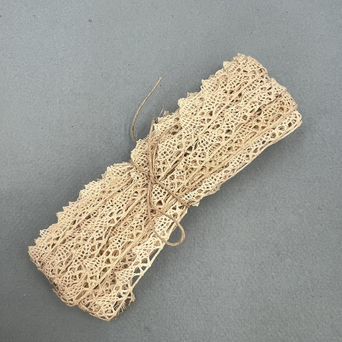Wholesale Vintage French Lace Trim – 10m – Le Puy-en-Velay Cotton Lace