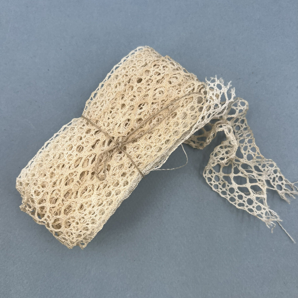Wholesale Vintage French Lace Trim – 6.5m – Le Puy-en-Velay Cotton Lace