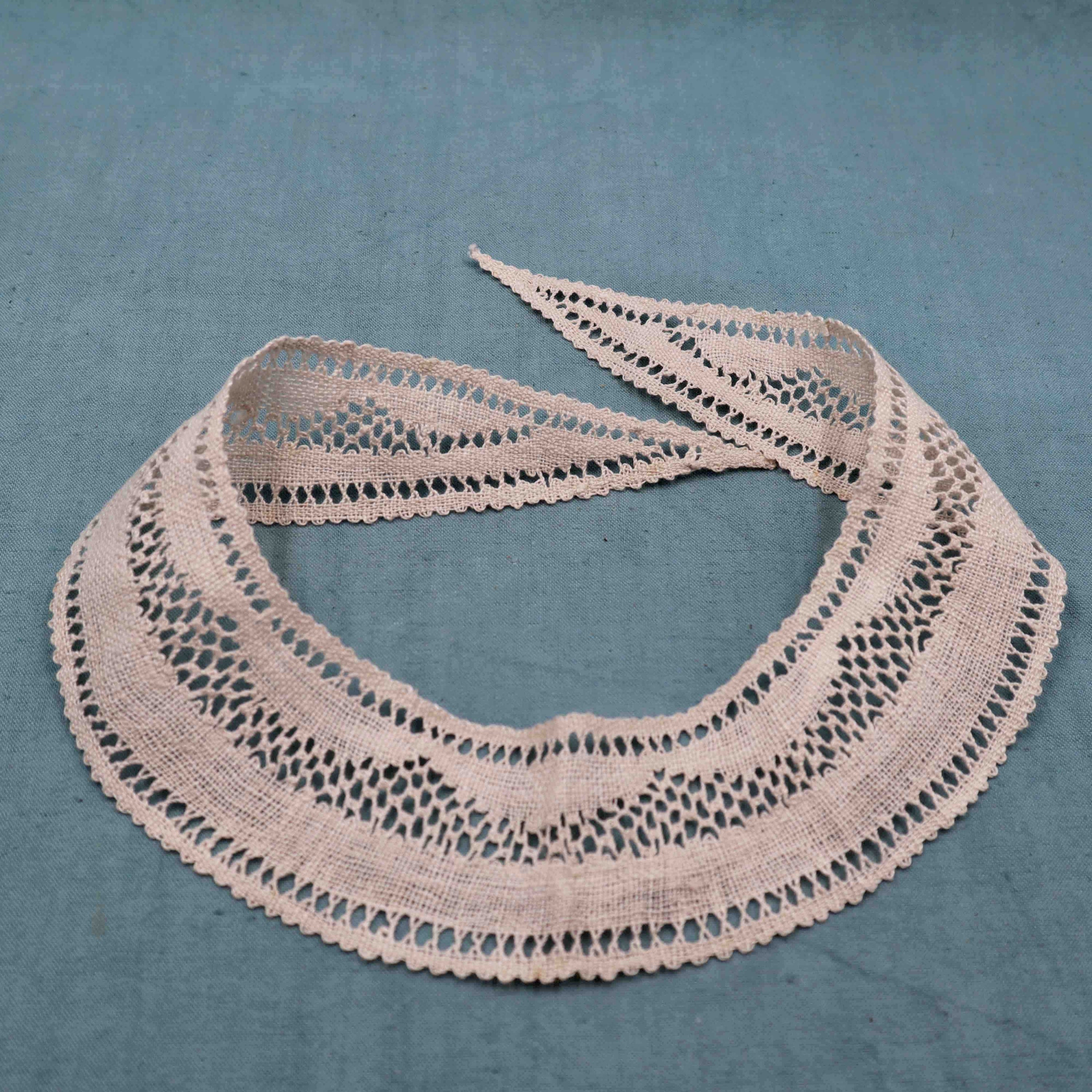 Set of 2 Collars Insertion Lace Handmade in Linen