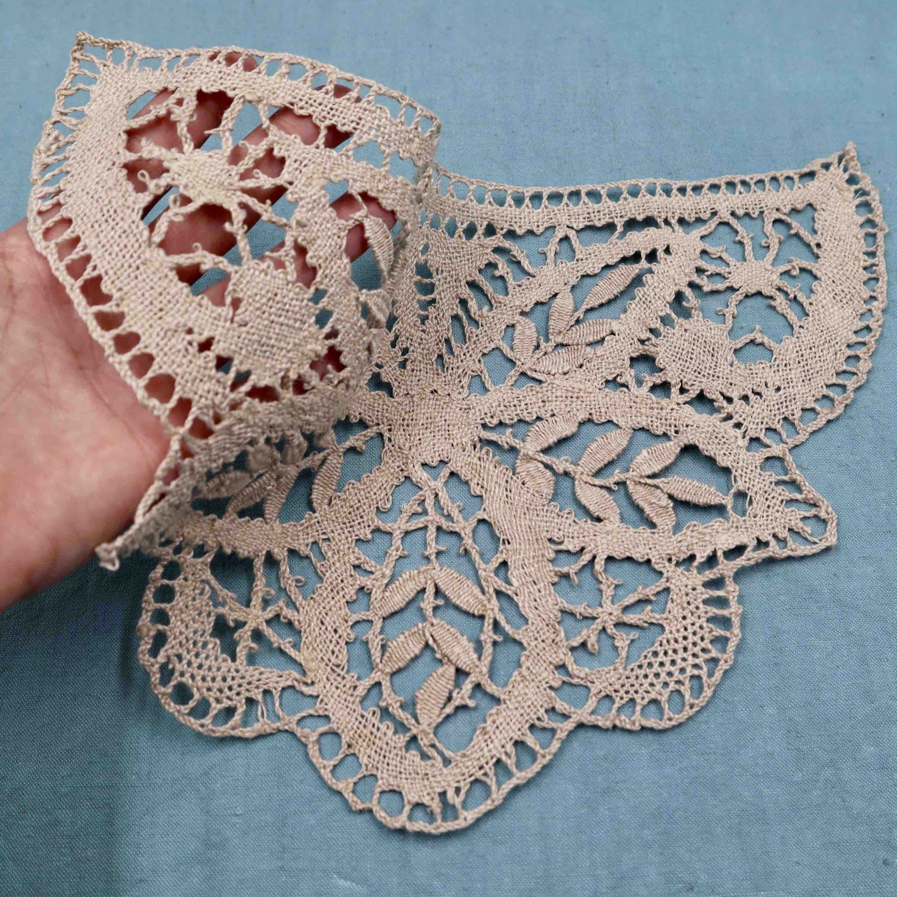 Set of 3 Inserts Lace Handmade in Linen