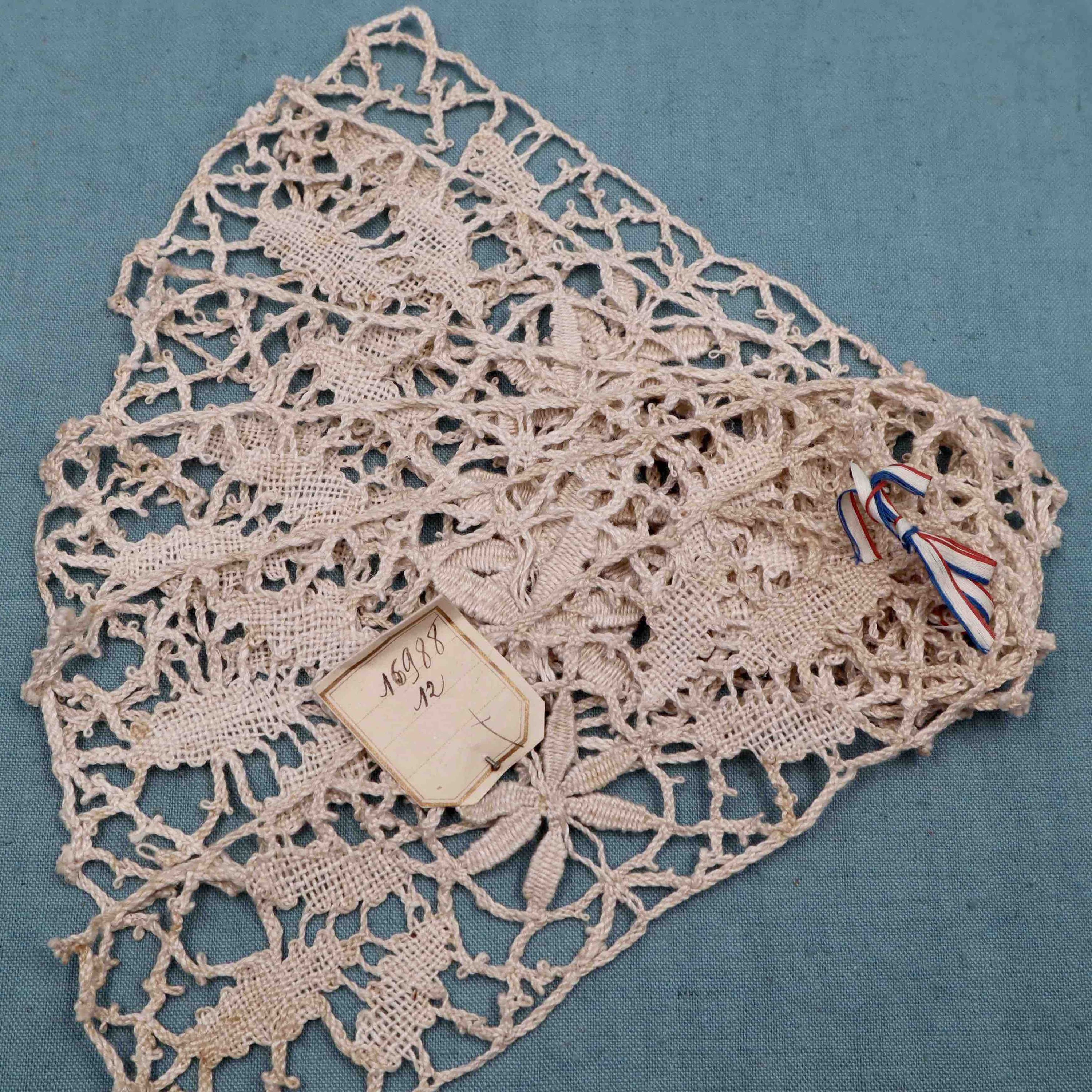 Insert Handmade Linen Lace