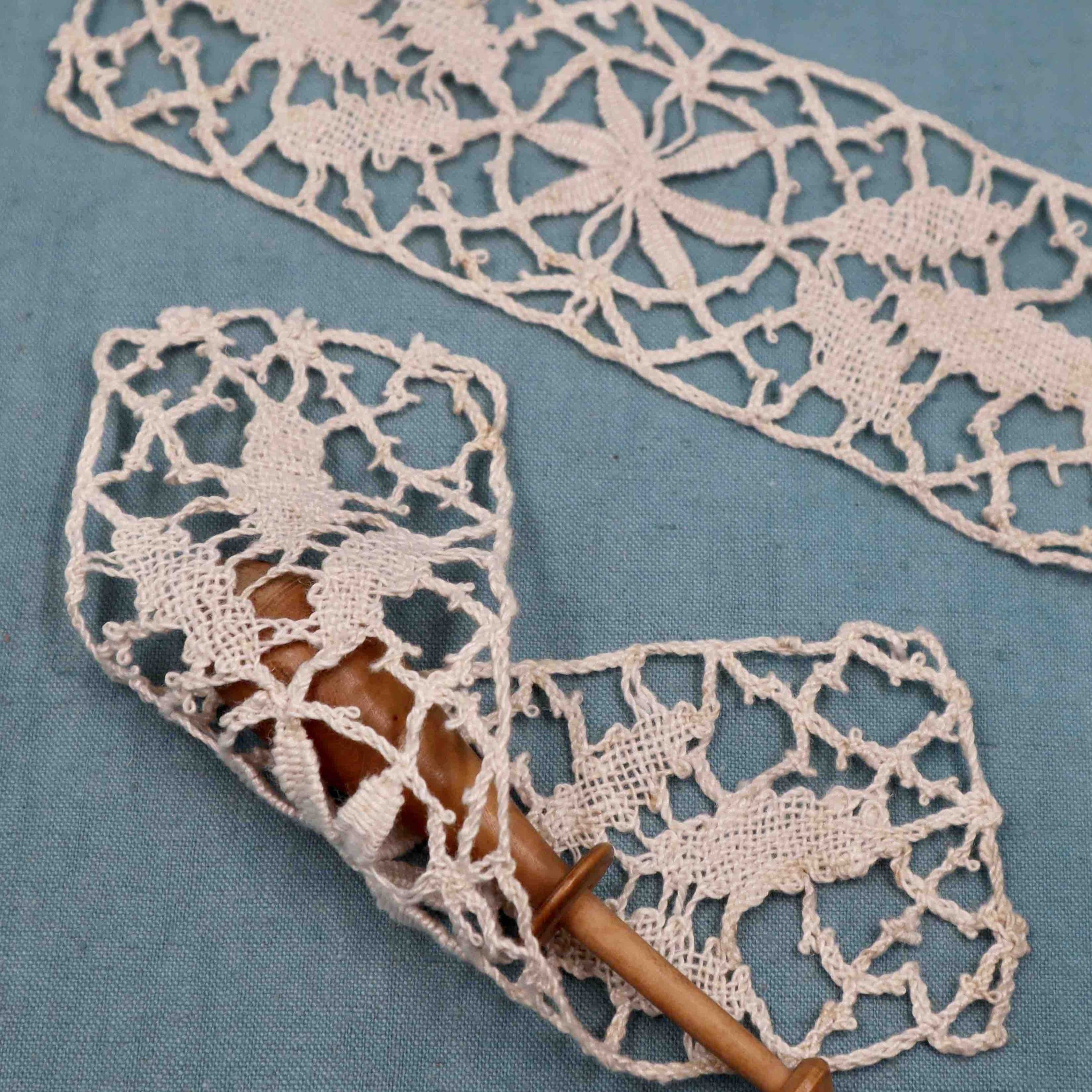 Insert Handmade Linen Lace