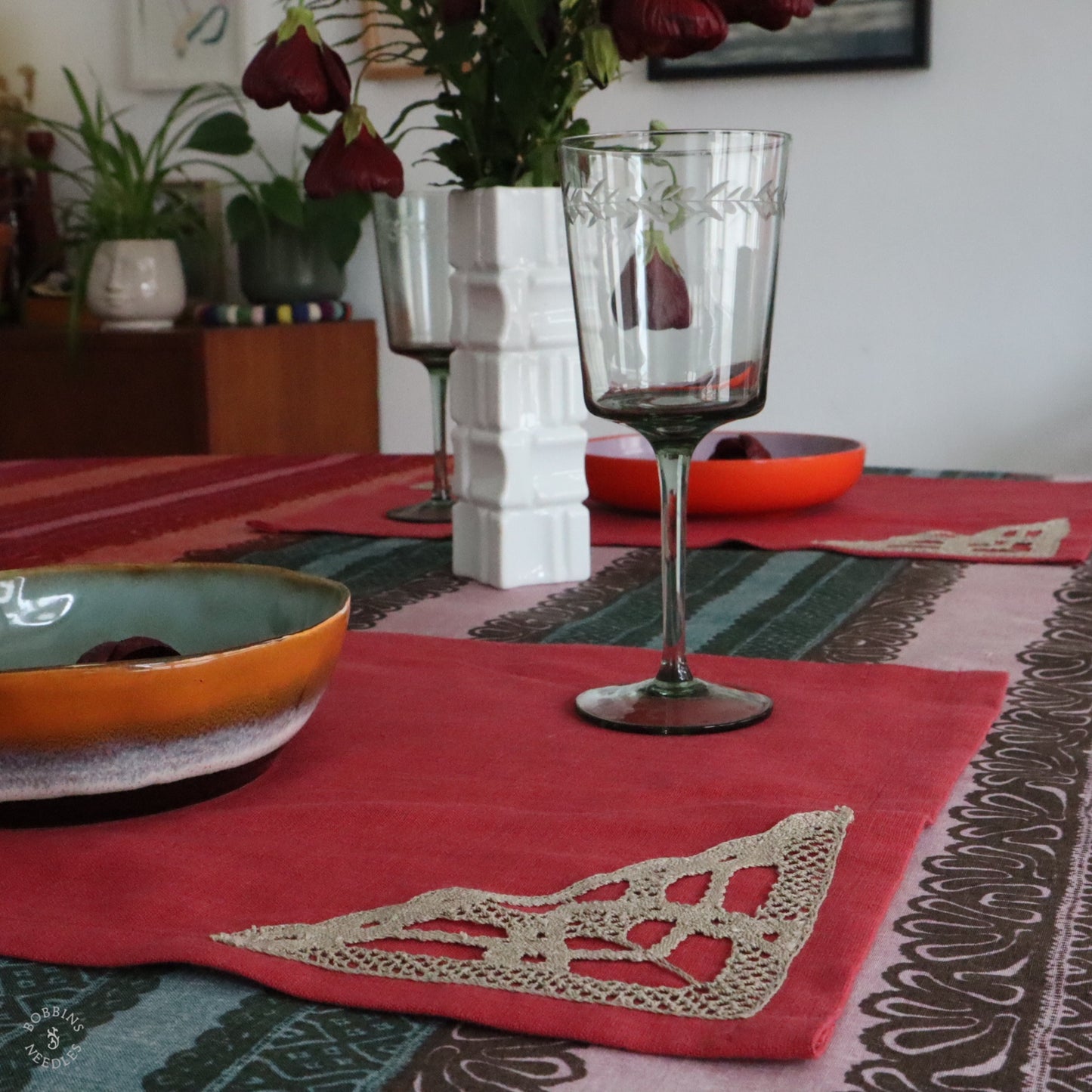 Set of 2 Linen Placemats with Handmade Lace Inserts in Raspberry pink