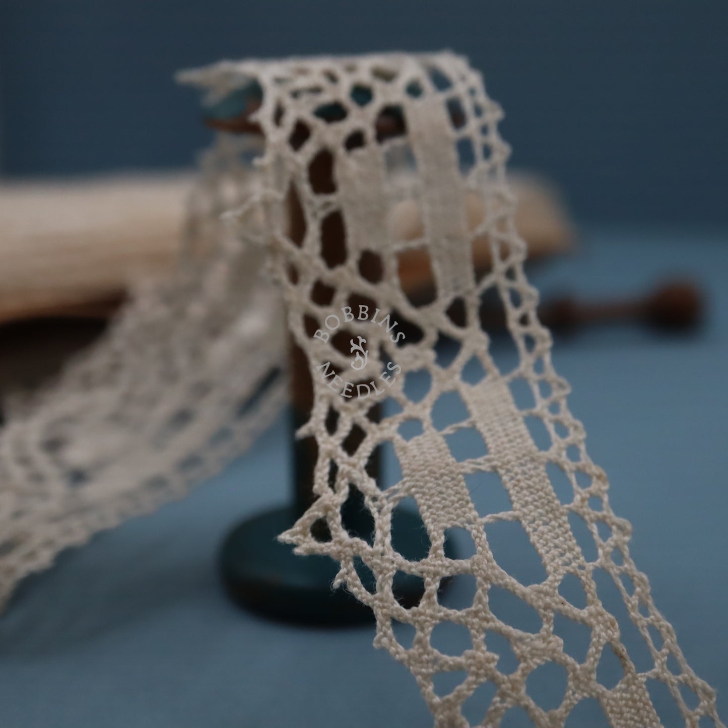 Vintage French Cotton Lace Trim - Bobbin Lace Border