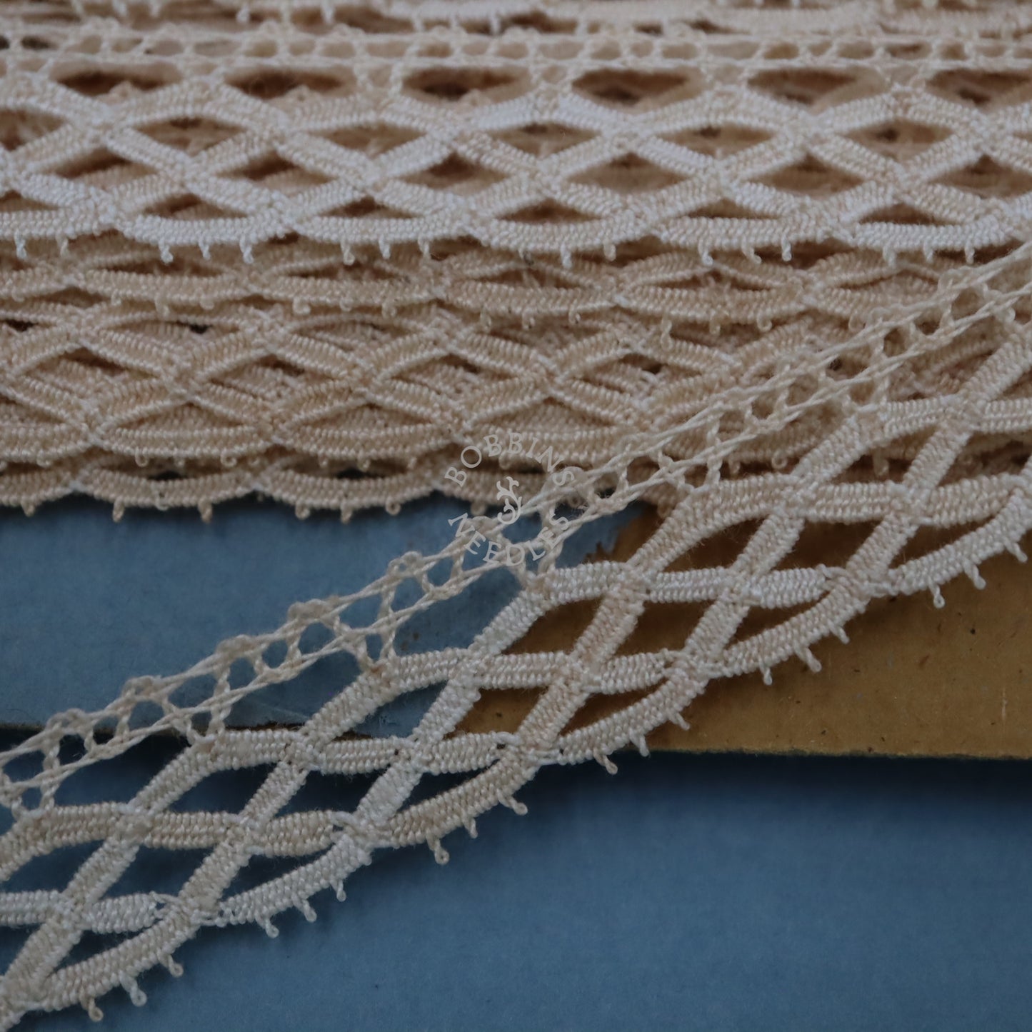Vintage French Lace Border – 22m Cotton Bobbin Lace Trim