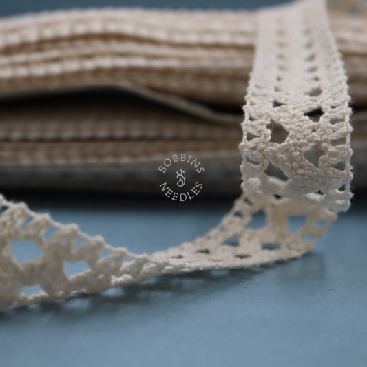 Bobbin Lace Insertion Trim - French Vintage Cotton Lace