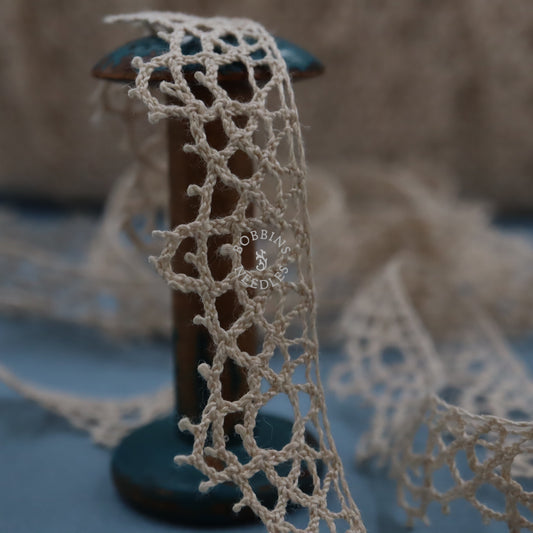 French Bobbin Lace Trim – Vintage Cotton Lace Border – Le Puy Style
