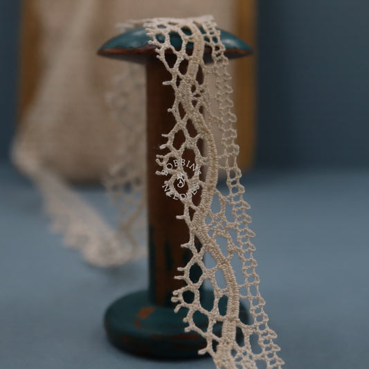 French Lace Border – Vintage Bobbin Lace Trim - Le Puy Style - Bobbins&Needles