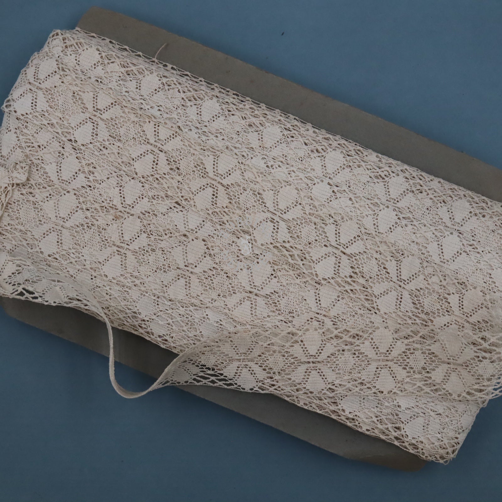 50m Vintage Lace Trim Card – Wholesale Supply - Bobbins&Needles