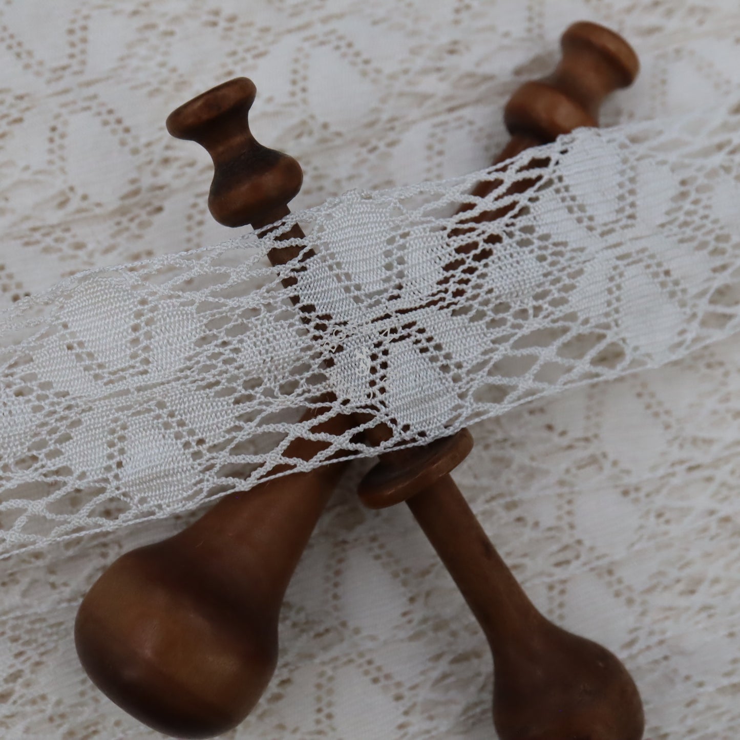 48m Vintage Lace Trim Card – French Cotton Lace – Wholesale Supply - Bobbins&Needles