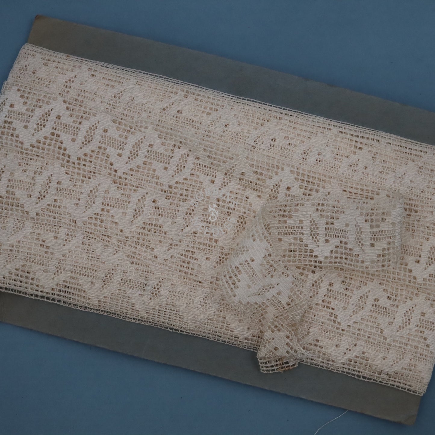 16m Vintage Lace Trim Card – French Cotton Lace – Wholesale Supply - Bobbins&Needles