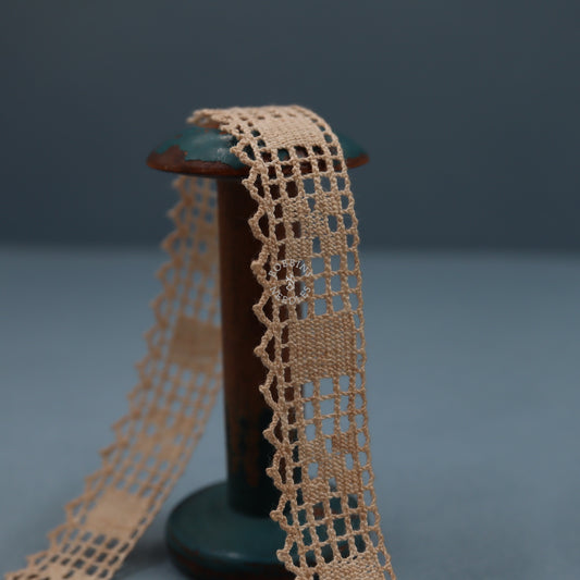 Cotton Bobbin Lace Border – Beige Geometric Edge