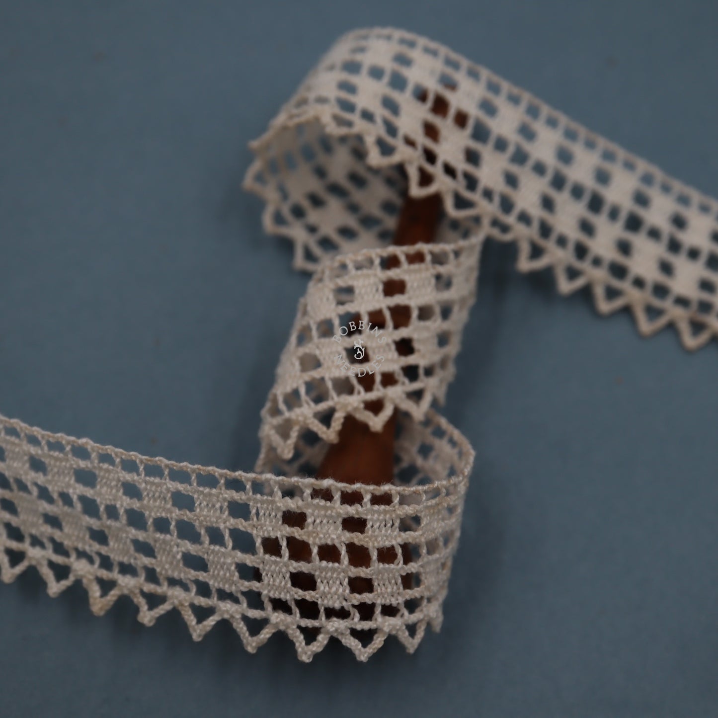 French Vintage Lace Border – Cotton Geometric Edge