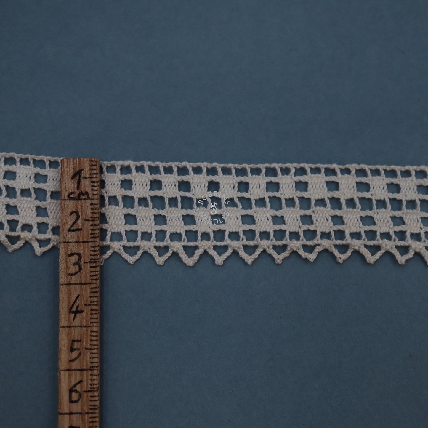 French Vintage Lace Border – Cotton Geometric Edge