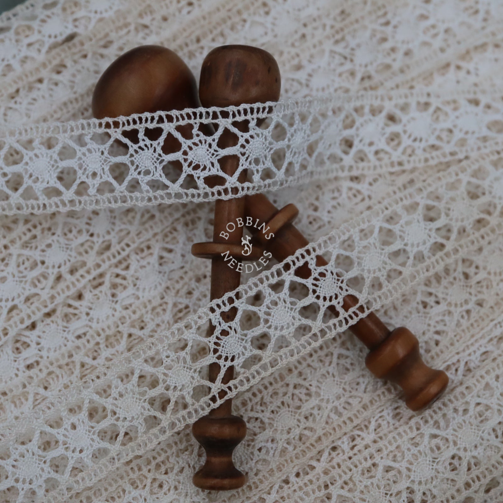 French Lace Insertion Trim – Vintage Bobbin Lace Border - Le Puy Style - Bobbins&Needles