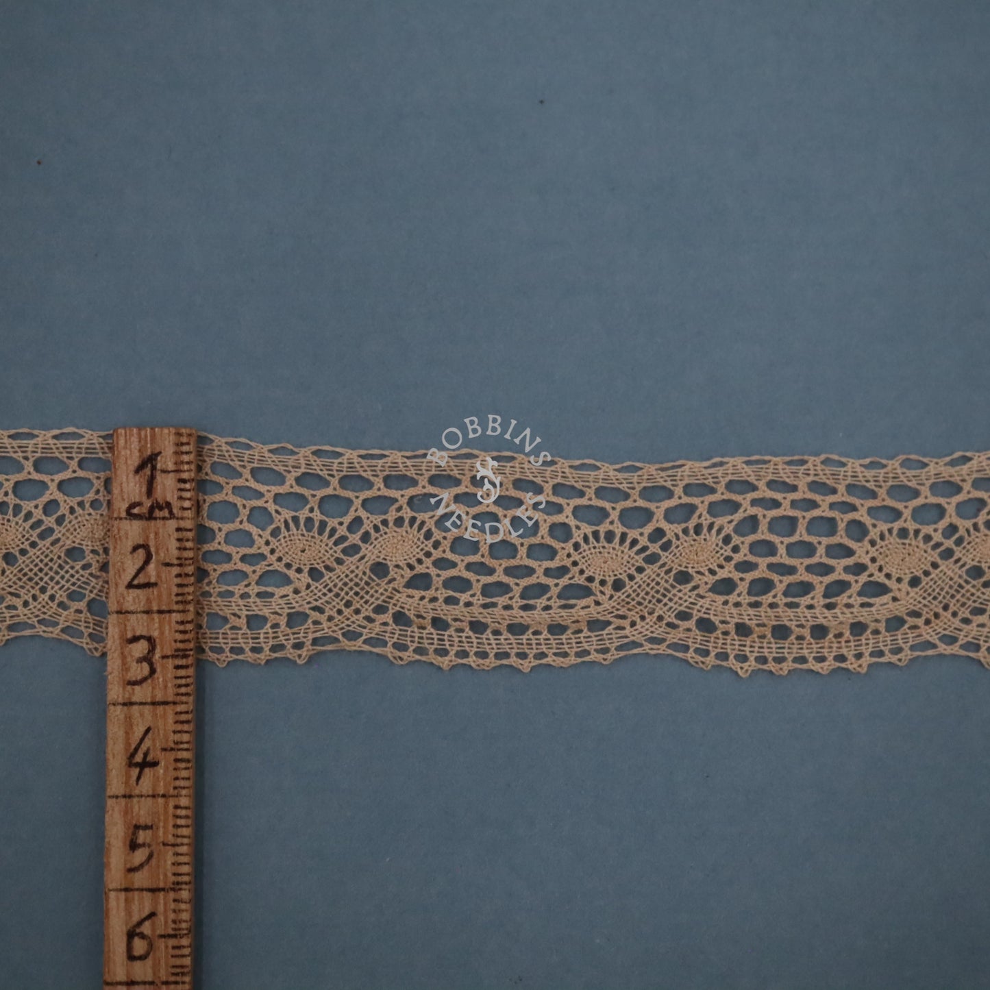 50m Vintage French Cotton Lace Trim – Bobbin Lace Border in Light Beige