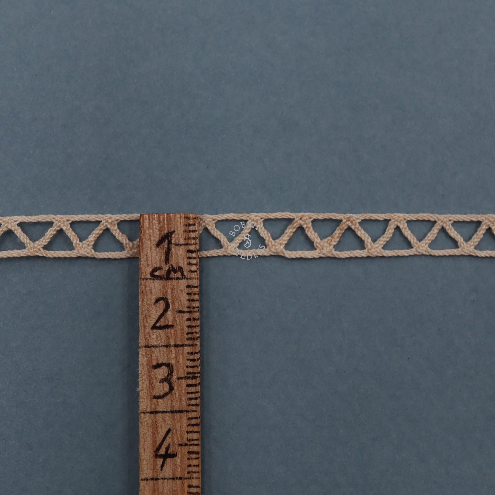28.5m Vintage French Narrow Insertion Lace Trim – Geometric Triangles