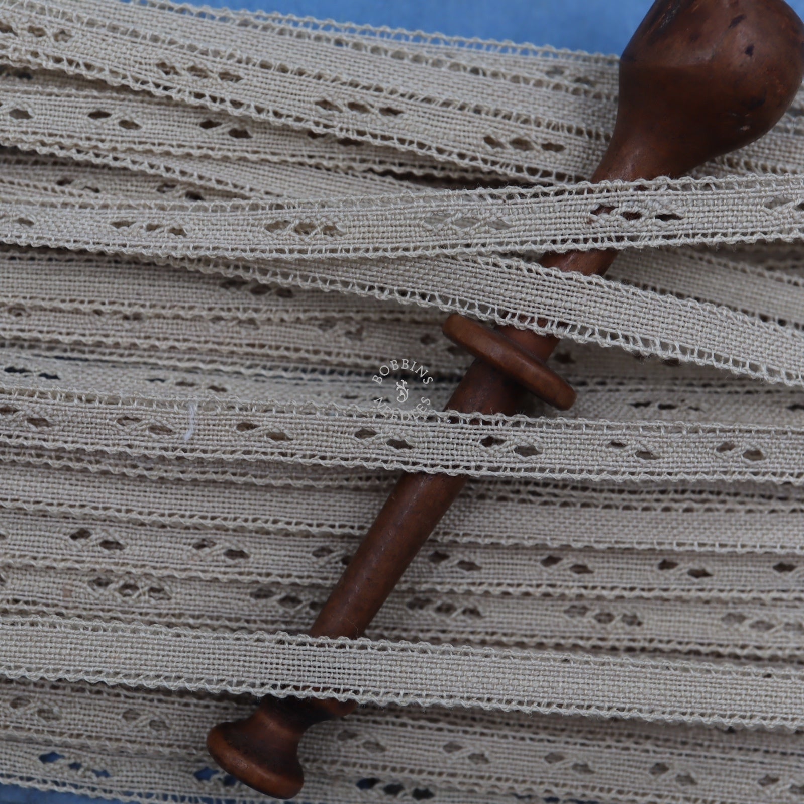 20m Fine Vintage Narrow Insertion Lace Ribbon – Tiny Eyelet Pattern