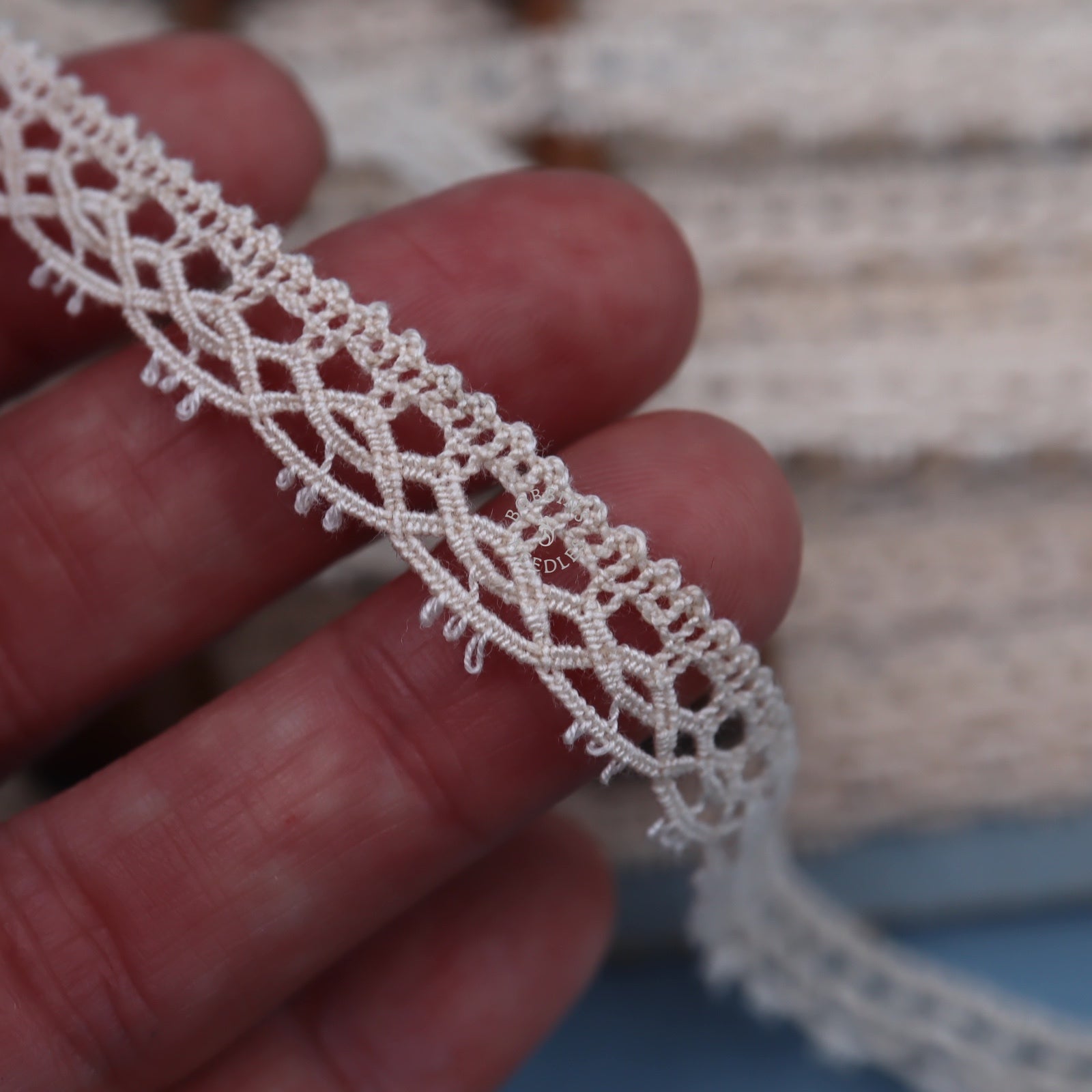 12m Slim Vintage French Lace Border – Cotton Openwork Trim