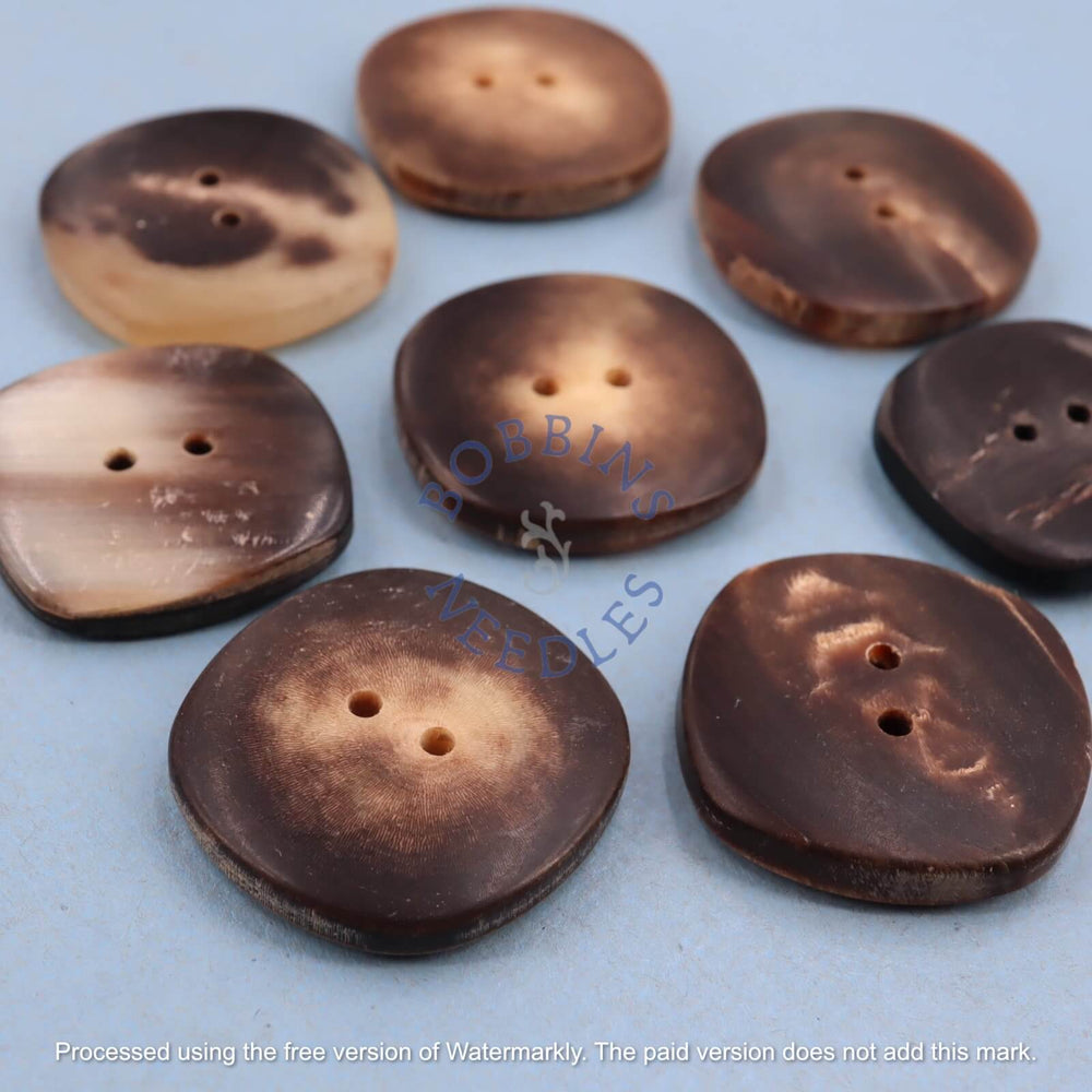 Set of 8 Vintage Mock Horn Buttons – Ø 25 mm Rounded Squares