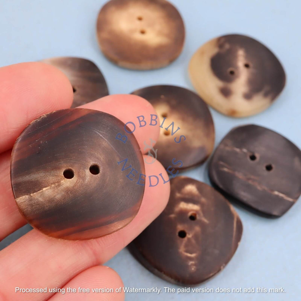 Set of 8 Vintage Mock Horn Buttons – Ø 25 mm Rounded Squares