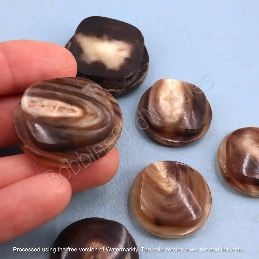 Set of 6 Vintage Mock Horn Buttons – Layered Design, 30mm & 25mm