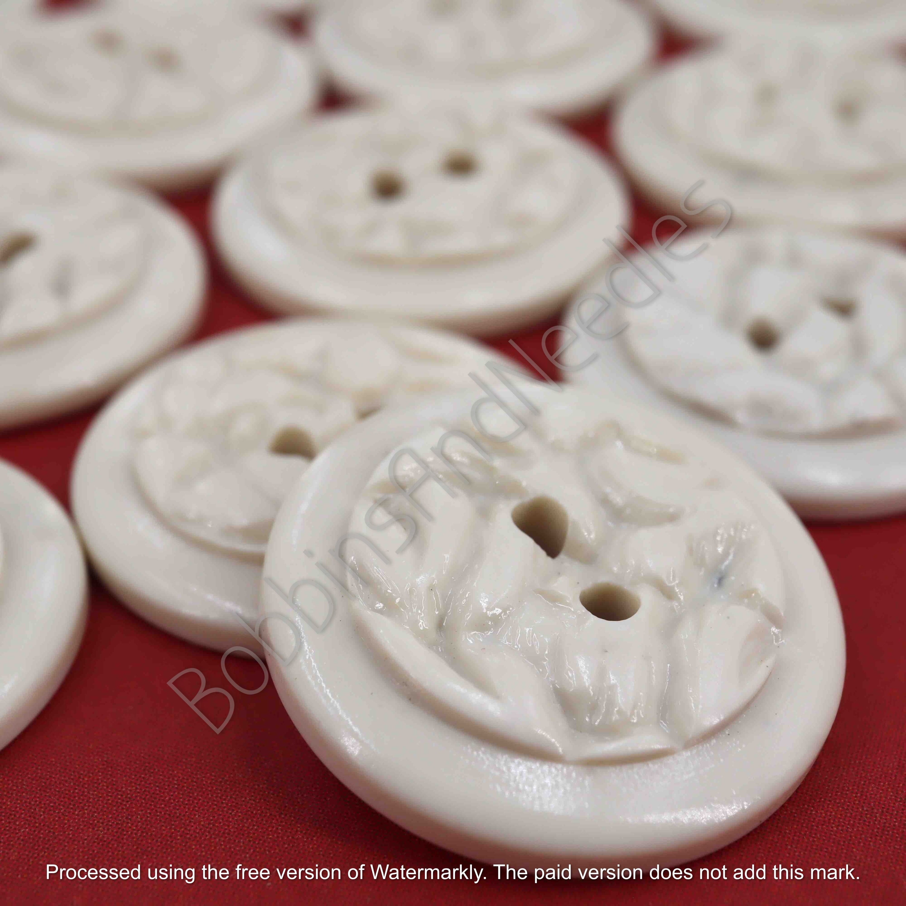 Set of 10 Casein Buttons Ø 22mm Pale Cream Textured with Carved Pattern