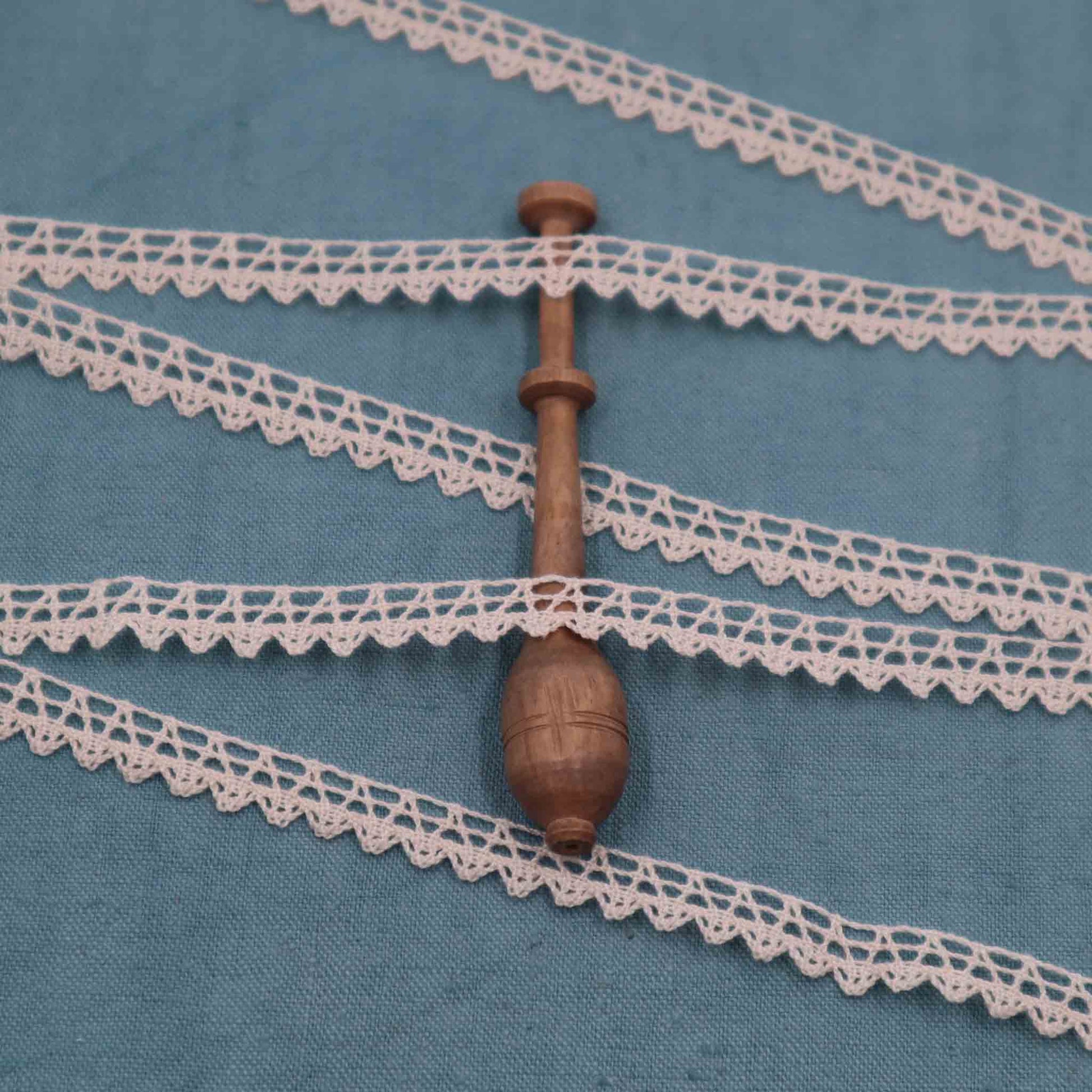 Cotton Bobbin Lace Trim - Bobbins&Needles