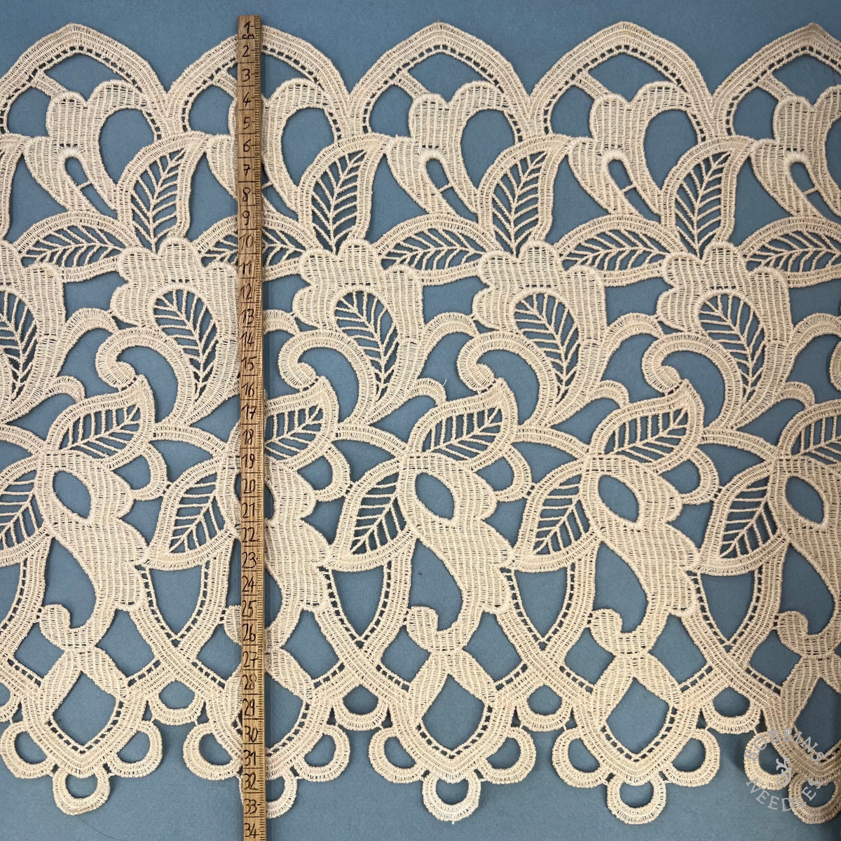 Vintage Floral Guipure Lace Border – 34 cm Wide | By the Metre