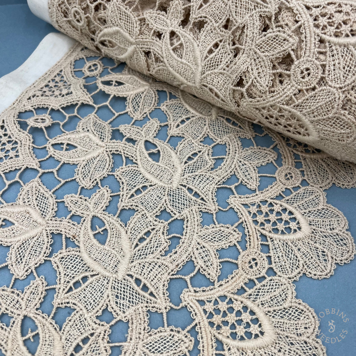 Antique Floral Guipure Lace Border – 380 × 35 cm