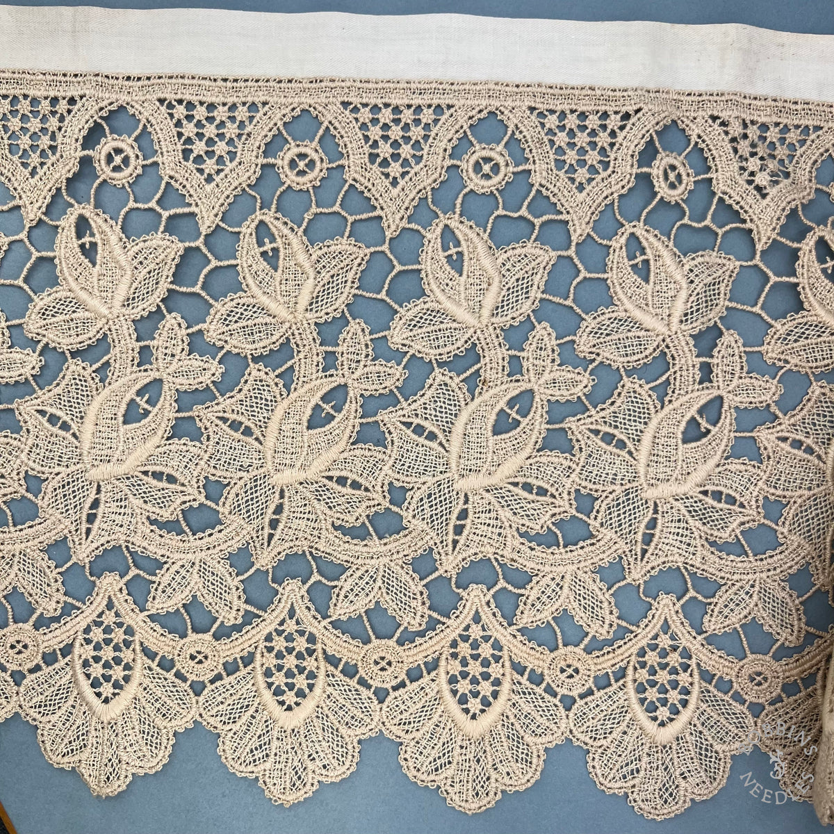 Antique Floral Guipure Lace Border – 380 × 35 cm
