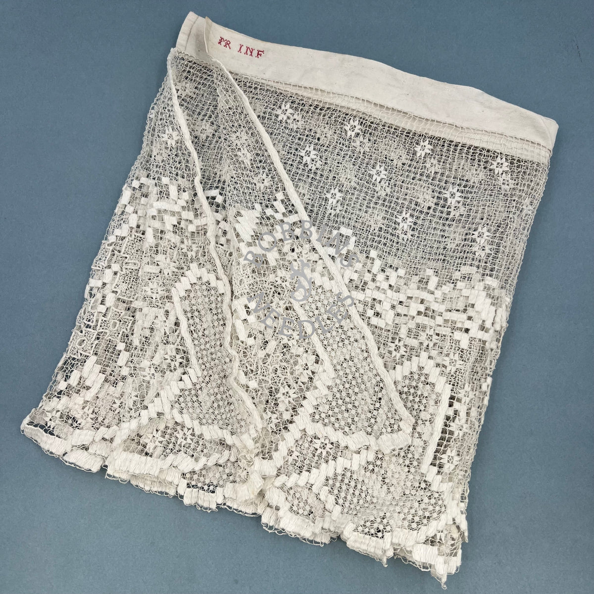 Antique Handmade Filet Lace Panel– Religious Altar Border – 200 × 30 cm