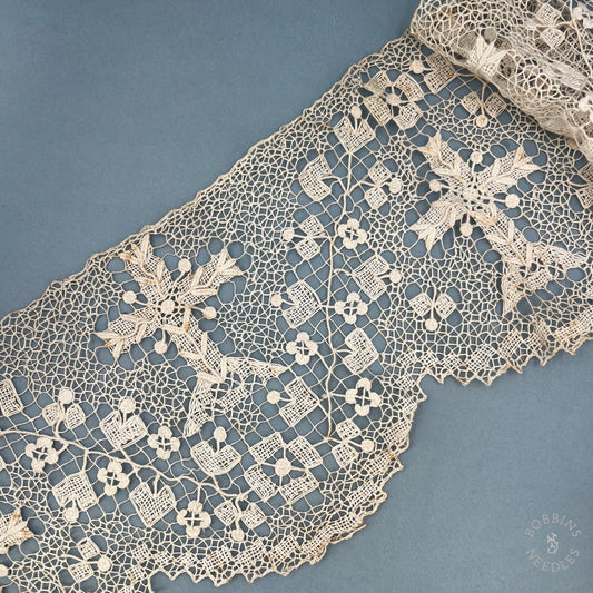 Antique Handmade Filet Religious Lace Border with Cross – 83 × 22 cm - Bobbins&Needles