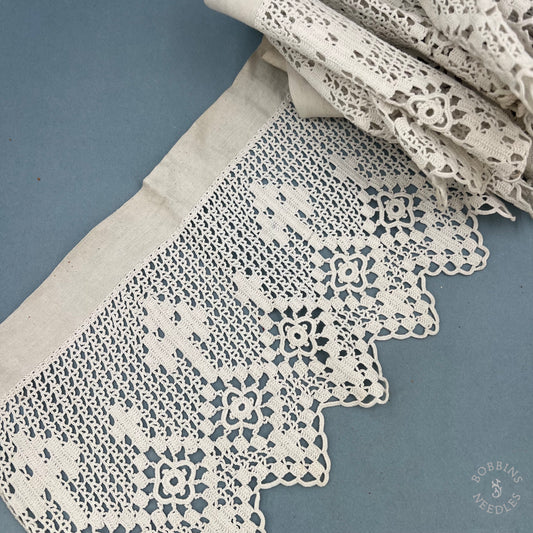 Antique Handmade Filet Crochet Religious Lace Border – 450 × 19 cm - Bobbins&Needles