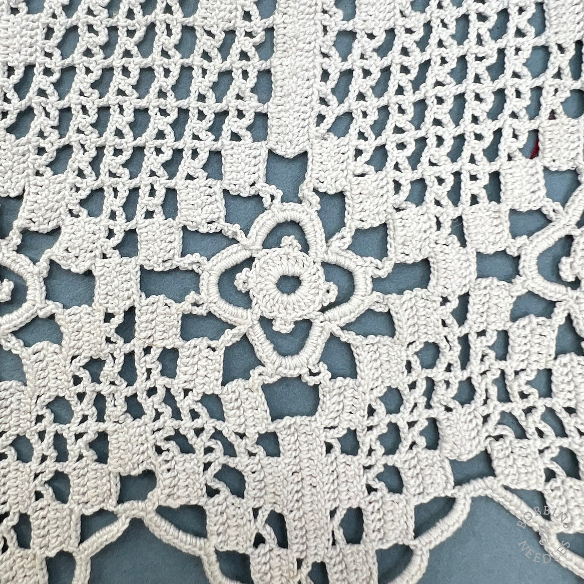 Antique Handmade Filet Crochet Religious Lace Border – 450 × 19 cm