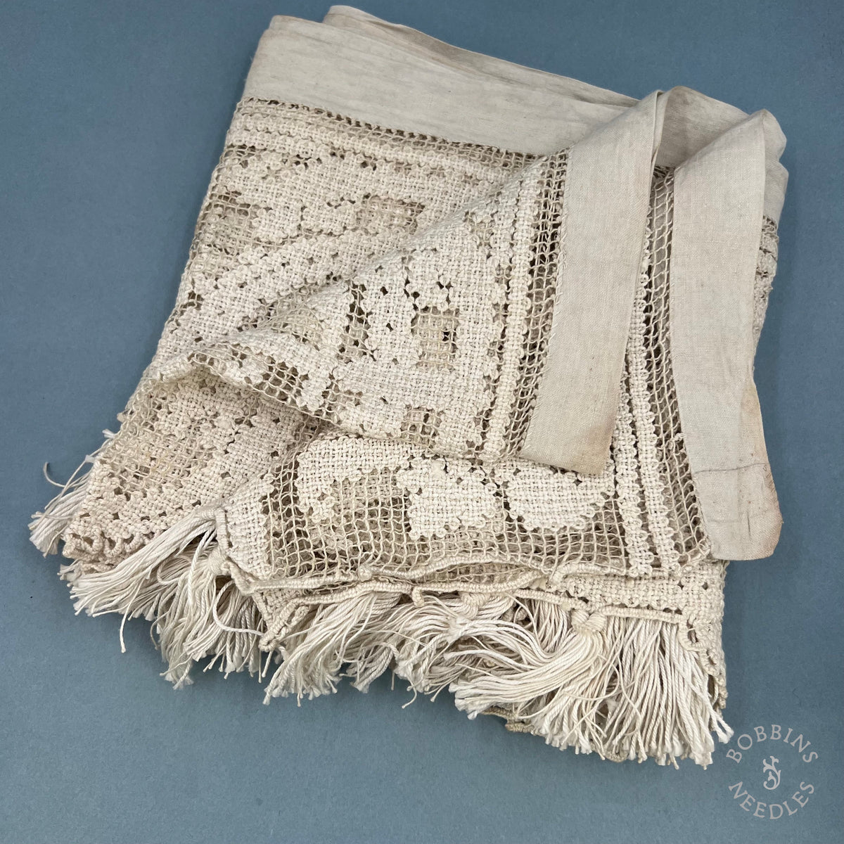 Antique Handmade Filet Lace Altar Frontal with Crosses & Tassels – 350 cm