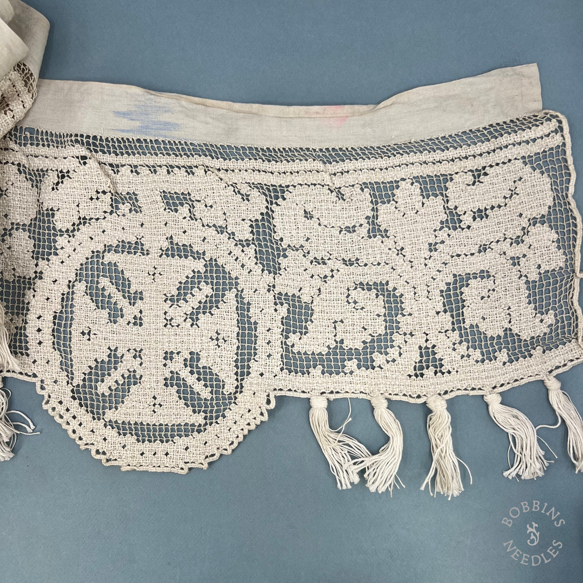 Antique Handmade Filet Lace Altar Frontal with Crosses & Tassels – 350 cm