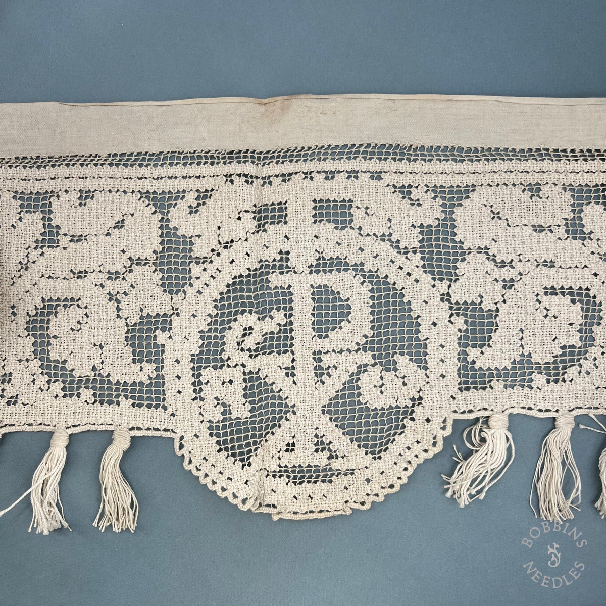 Antique Handmade Filet Lace Altar Frontal with Crosses & Tassels – 350 cm