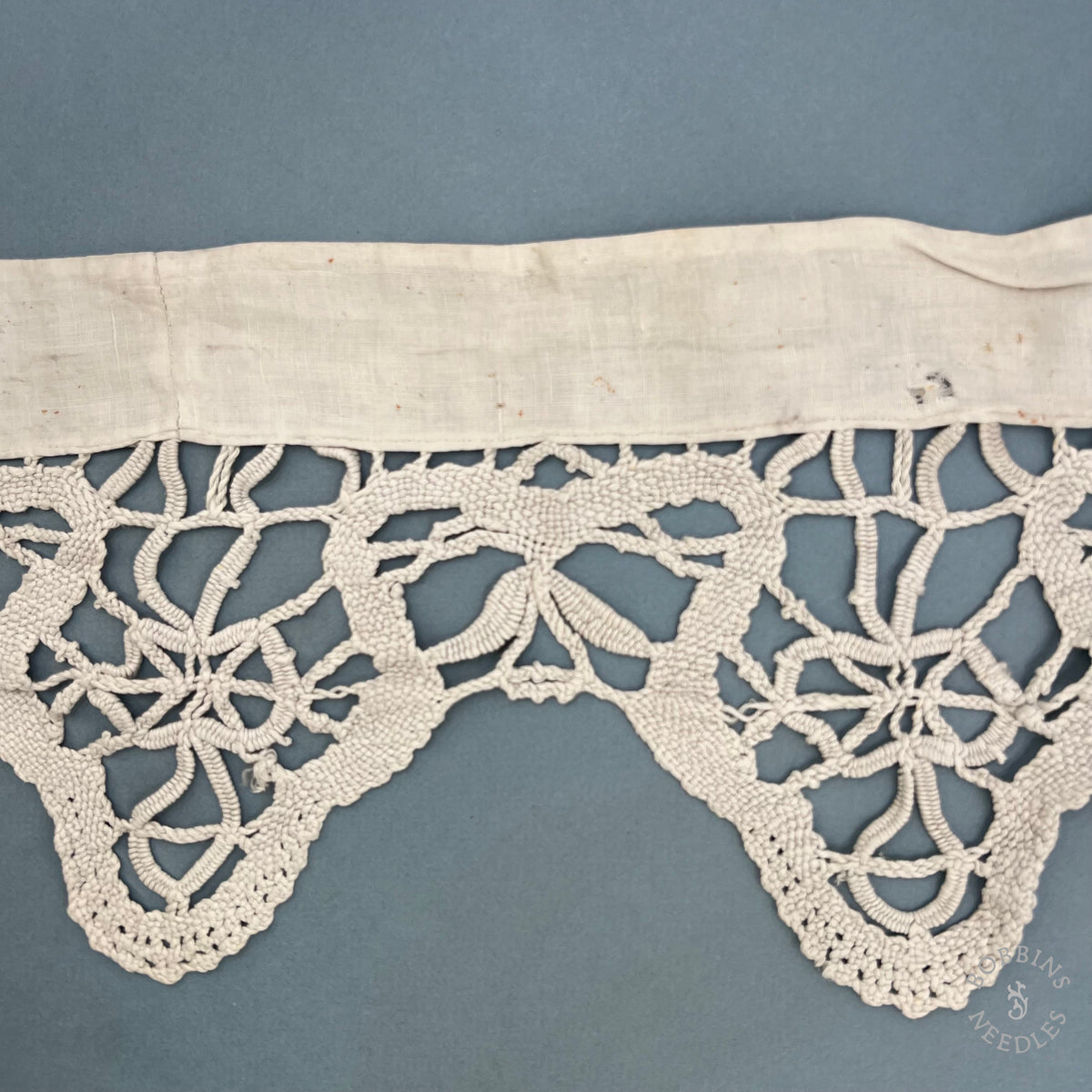 Antique Handmade Bobbin Lace Border – 350 × 17 cm