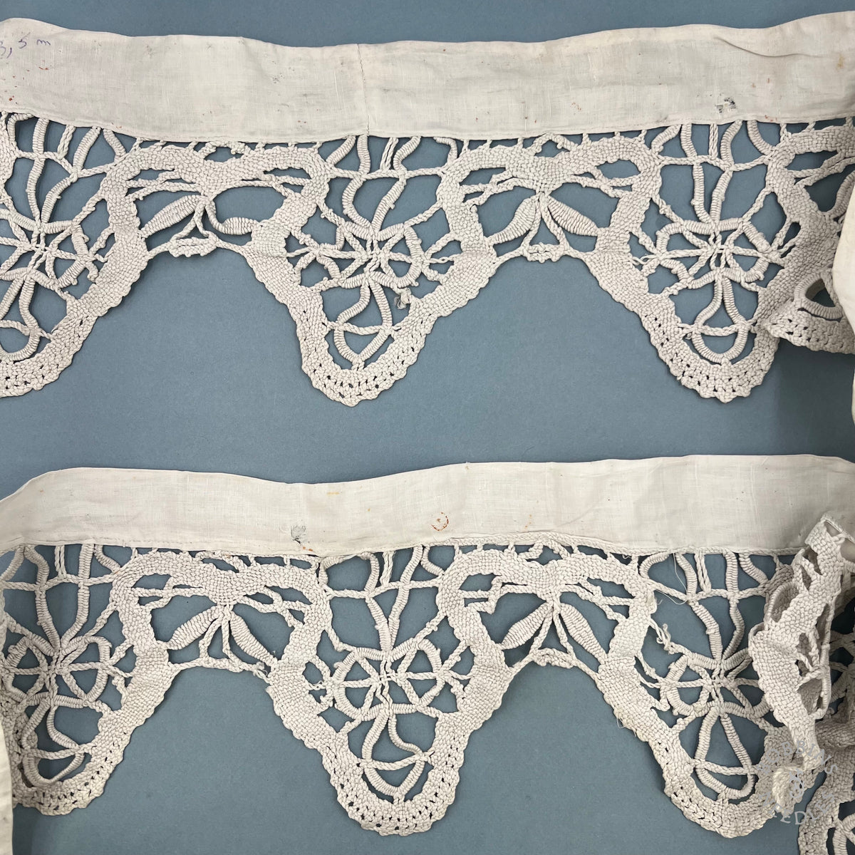 Antique Handmade Bobbin Lace Border – 350 × 17 cm