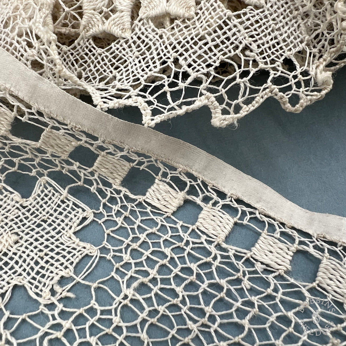 Antique Handmade Religious Lace Border – Grapes & Crosses – 630 × 25 cm