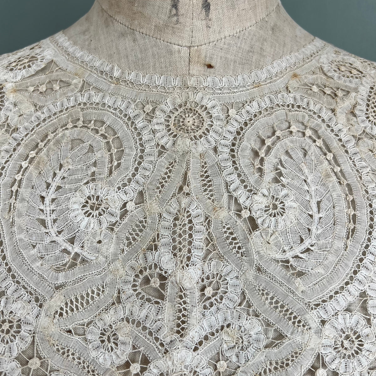 Antique Handmade Brussels Duchesse Style Lace Collar – Edwardian Bertha Collar
