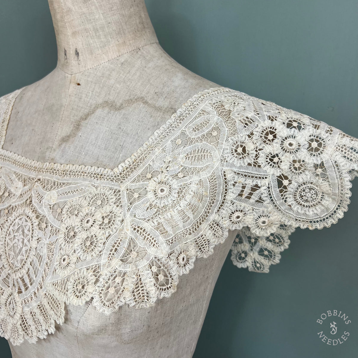 Antique Handmade Brussels Duchesse Style Lace Bertha Collar