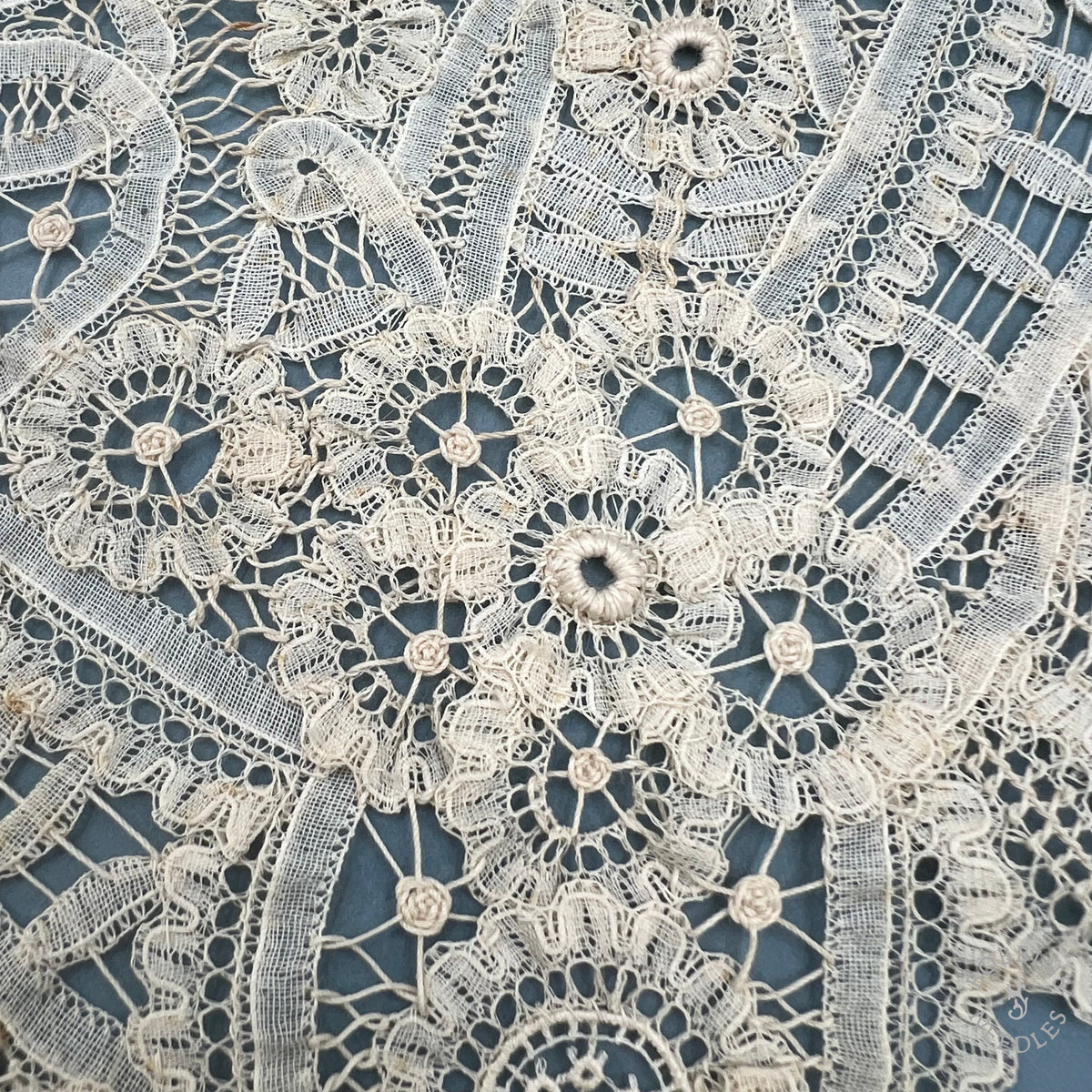 Antique Handmade Brussels Duchesse Style Lace Bertha Collar