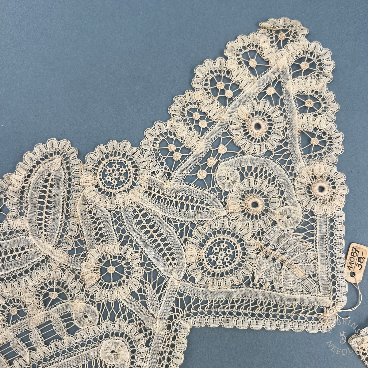 Antique Handmade Brussels Duchesse Style Lace Bertha Collar