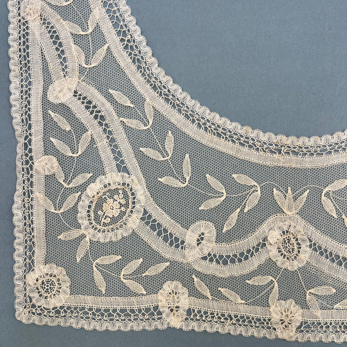 Antique Handmade Brussels Appliqué Lace Collar