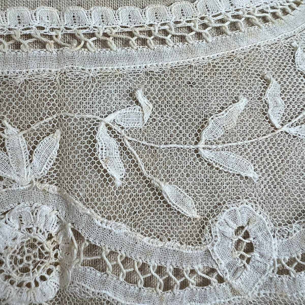Antique Lace Collar Handmade Brussels Appliqué