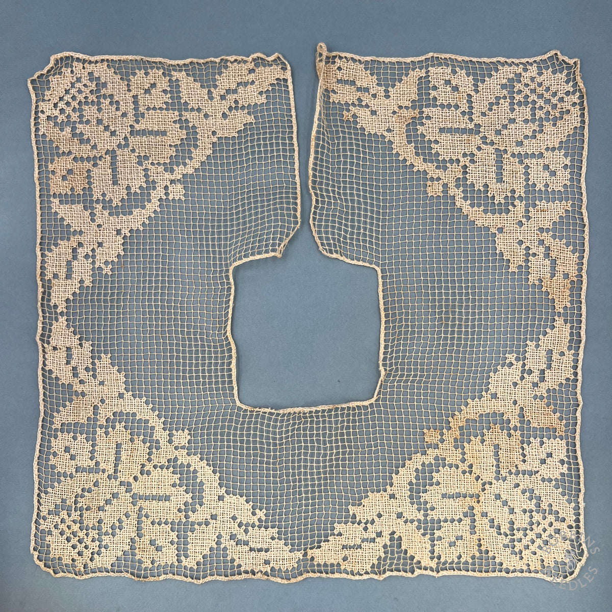 Antique Handmade Filet Lace Collar – Square Shoulder Capelet