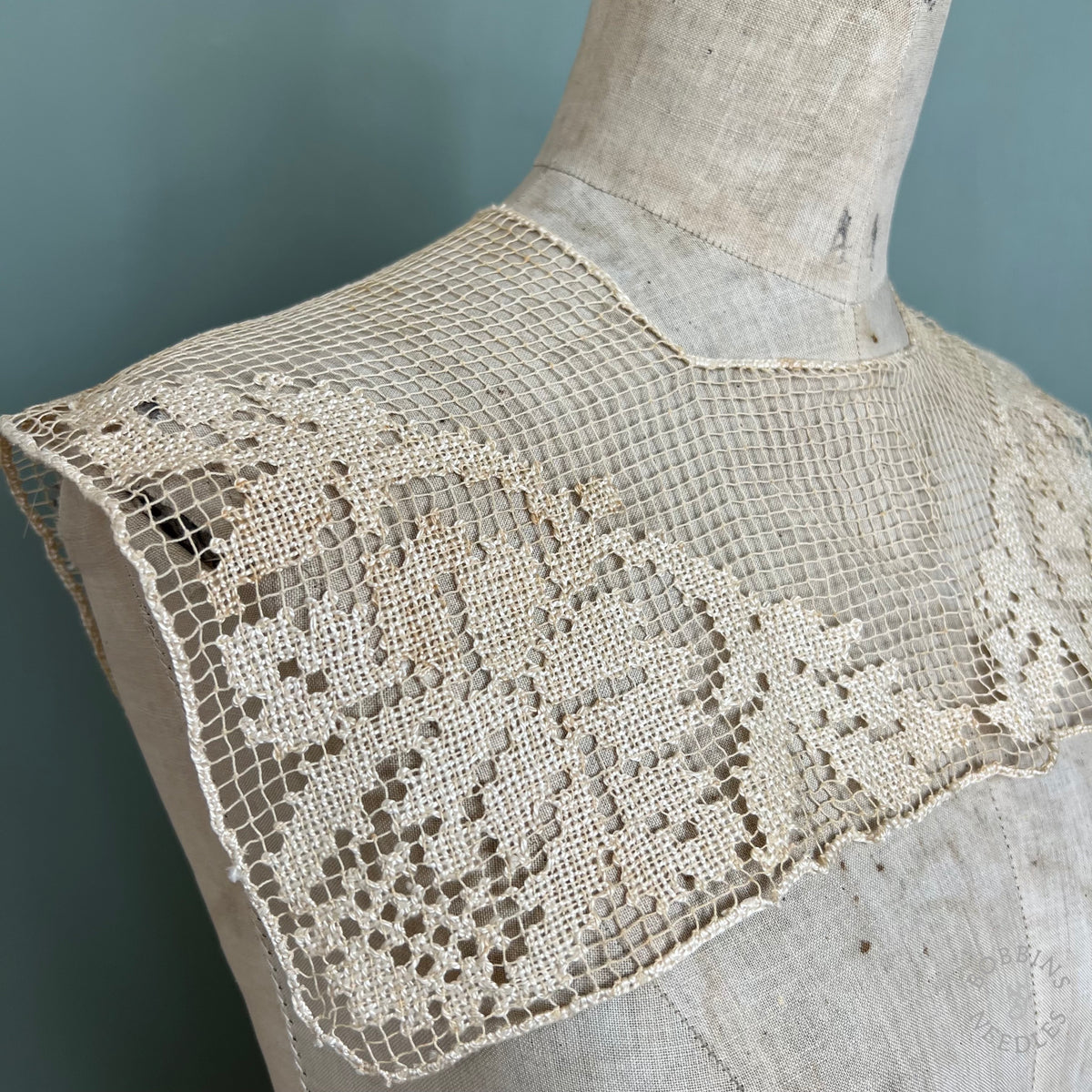 Antique Handmade Filet Lace Collar – Square Shoulder Capelet